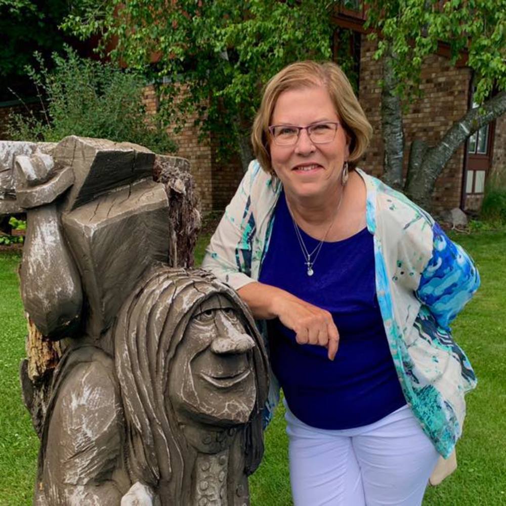 Meet your Posher, Marcella